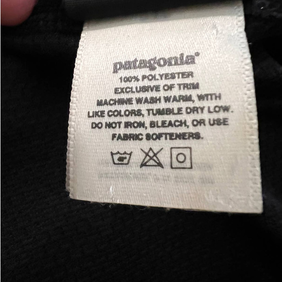 Patagonia Capilene Men's Top Size Large in Black Partial Zipper Baselayers - Picture 4 of 4